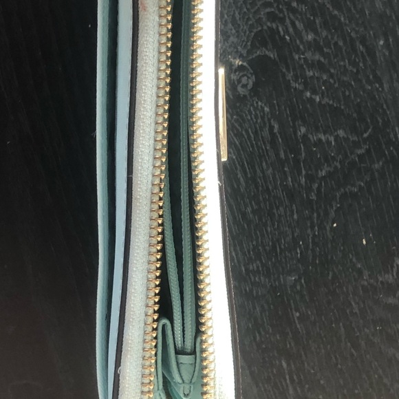 Kate Spade wallet - Picture 6 of 7